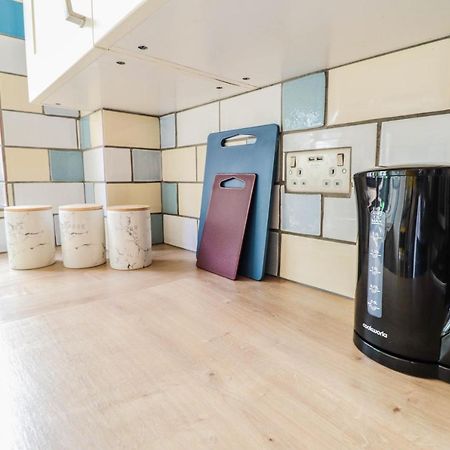 הית'רו Spacious 1 Bed Flat-Free Parking מראה חיצוני תמונה