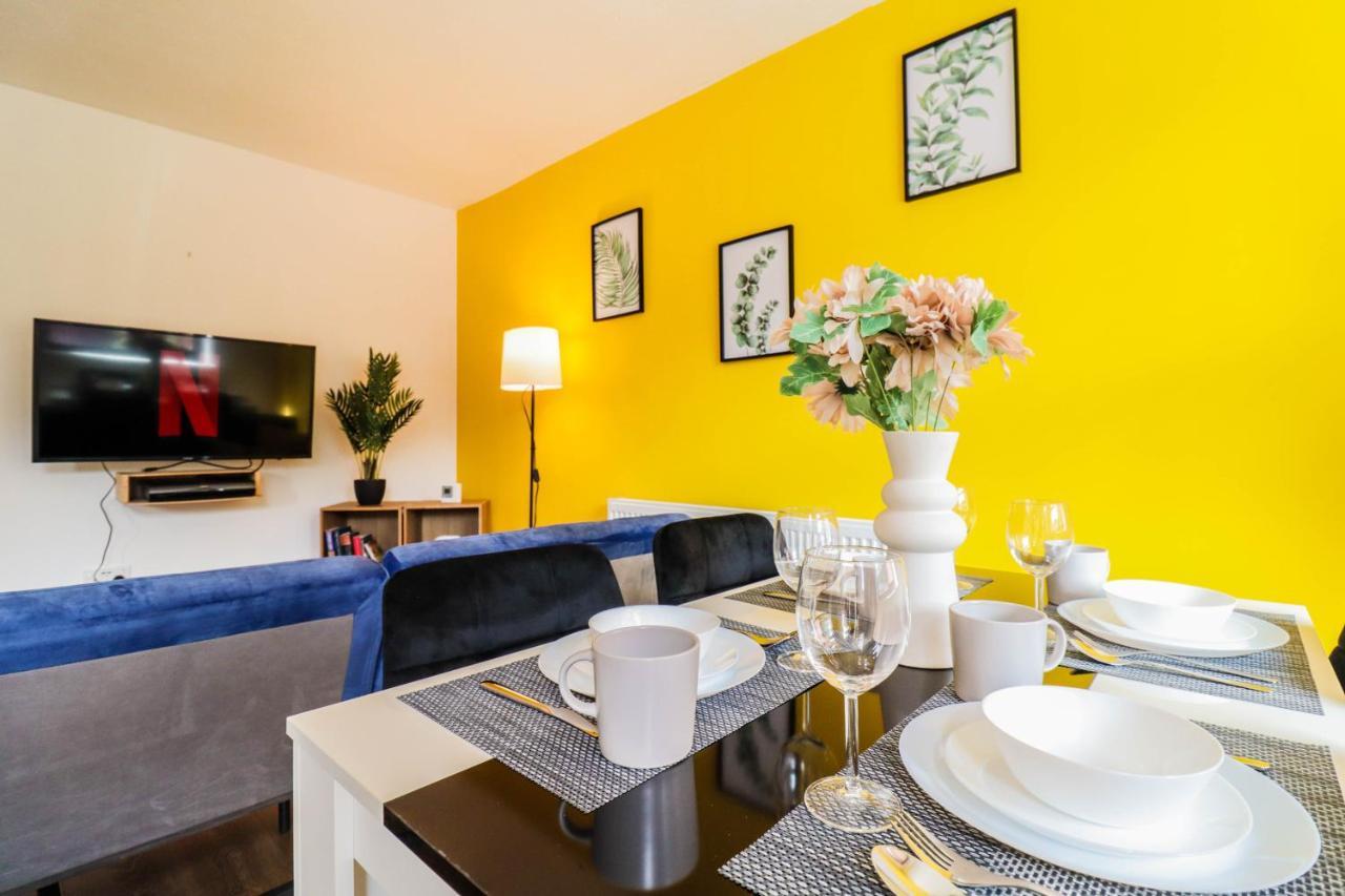 הית'רו Spacious 1 Bed Flat-Free Parking מראה חיצוני תמונה