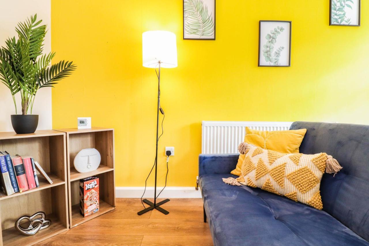 הית'רו Spacious 1 Bed Flat-Free Parking מראה חיצוני תמונה
